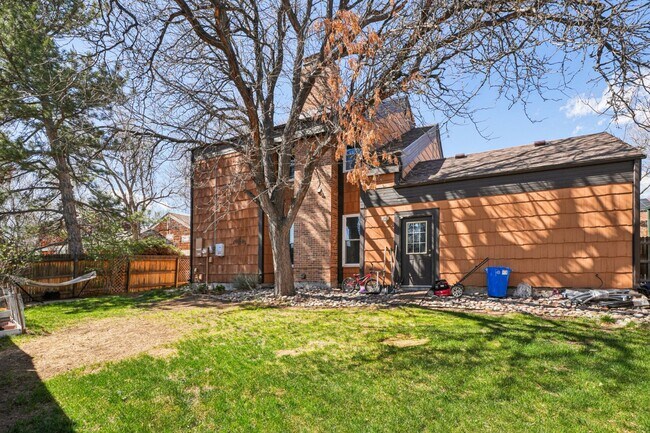 Building Photo - 5824 S Kline St