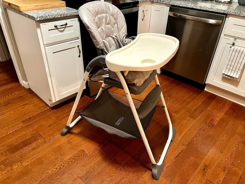 Building Photo - 1509 Clark St