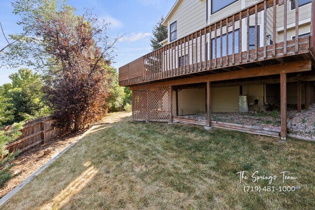 Building Photo - SPECTACULARLY HUGE 6BD HOME with PANORAMIC MOUNTAIN VIEWS - Security Deposit Waiver Available