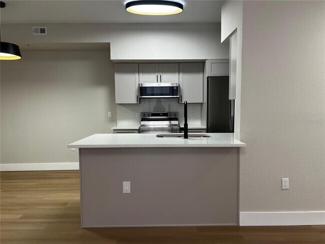 Building Photo - 13102 Mulberry Park Dr