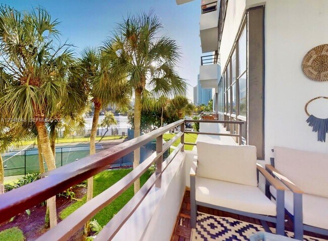Building Photo - 500 Three Islands Boulevard