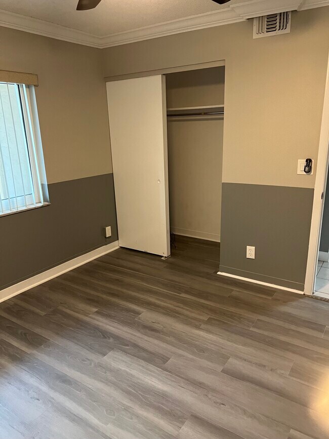 Building Photo - 6184 Michelle Way