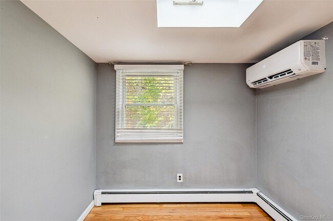 Building Photo - 24 Waterside Ave