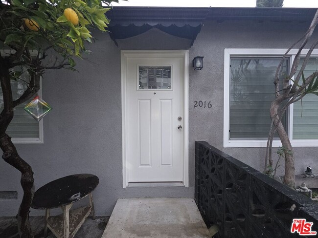 Building Photo - 2012 S Holt Ave