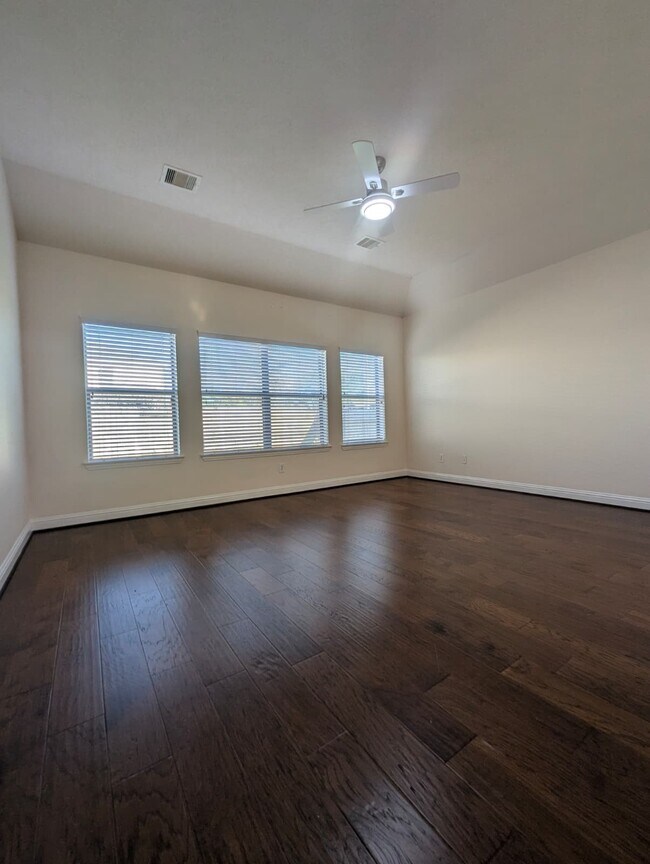 Building Photo - 18302 Wendy Glinn Way