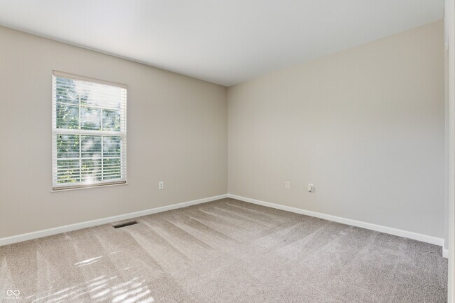 Building Photo - 9201 Wadsworth Ct