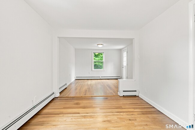 Building Photo - 1448 New Haven Ave
