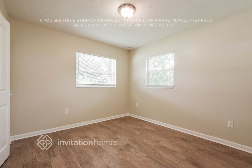 Building Photo - 5919 Tavendale Dr