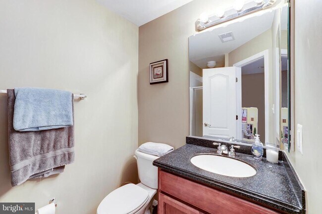 Building Photo - 43149 Crosswind Terrace