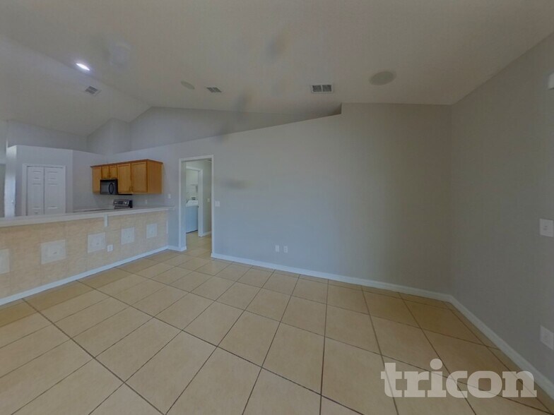 Building Photo - 910 Albertville Ct