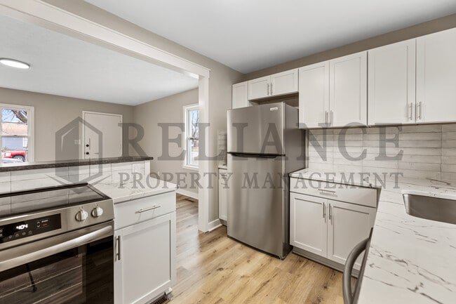 Building Photo - 2506 N Somerset Ave