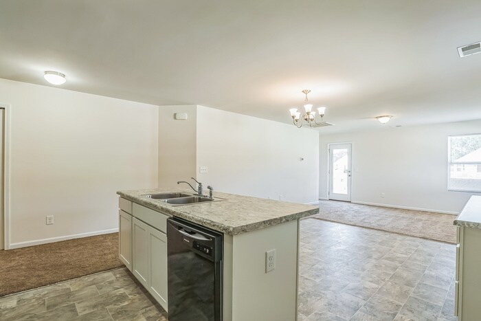 Building Photo - 179 Foxford Dr