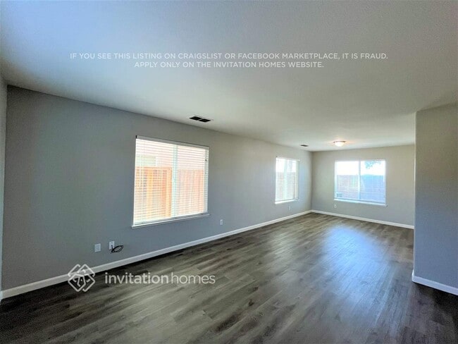 Building Photo - 1566 Maryclair Dr