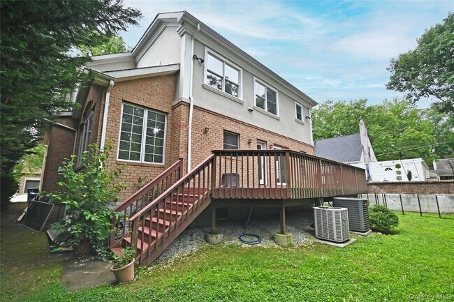 Building Photo - 91 Baker Hill Rd