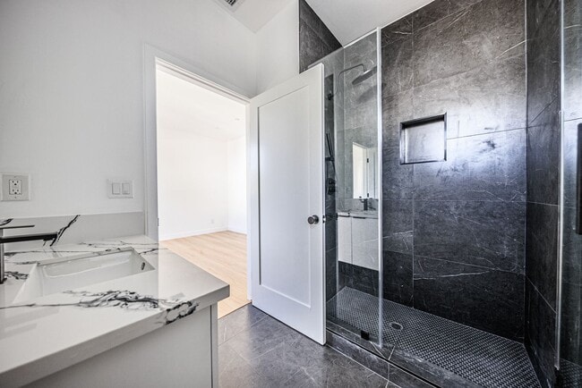 Building Photo - 1954 Purdue Ave