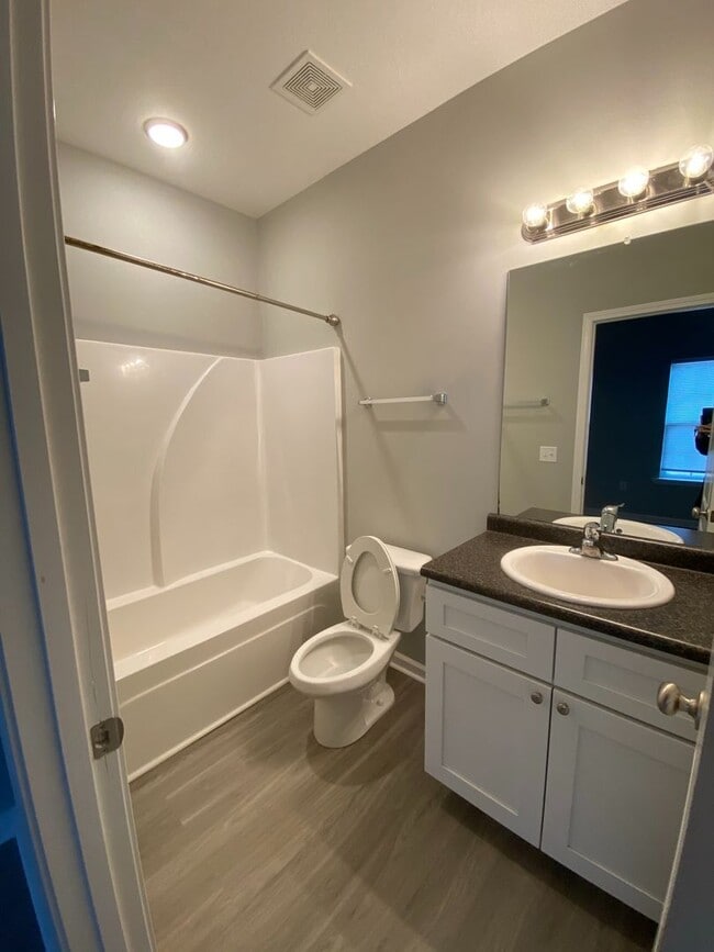 Building Photo - 206 BoniLane Drive #126 (BoniLane Cove)