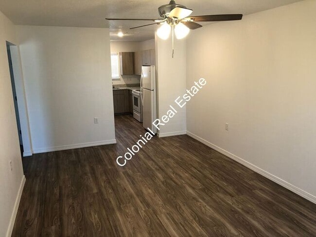 Building Photo - Modern 2 bedroom 2 bathroom apartment with...