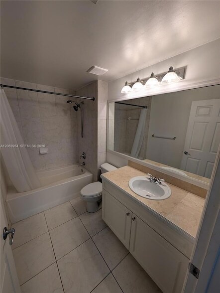 Building Photo - 6831 SW 44th St
