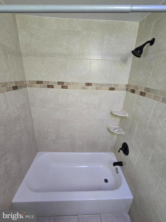 Building Photo - 13 Dublin Dr