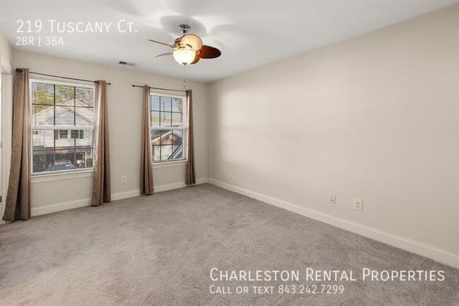 Building Photo - 219 Tuscany Ct