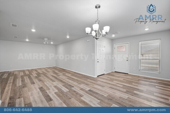 Building Photo - 1105 N Englewood Ave