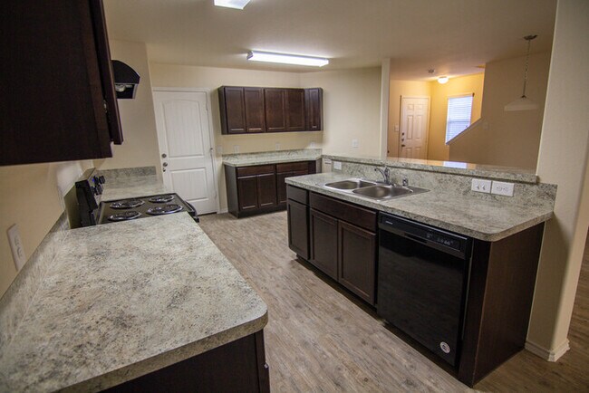 Building Photo - Green Lake Meadow - 10314 Clearwater Way, ...