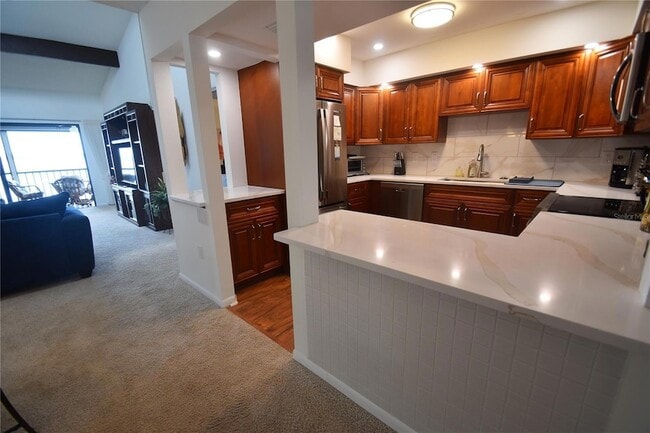 Building Photo - 1503 Clower Creek Dr