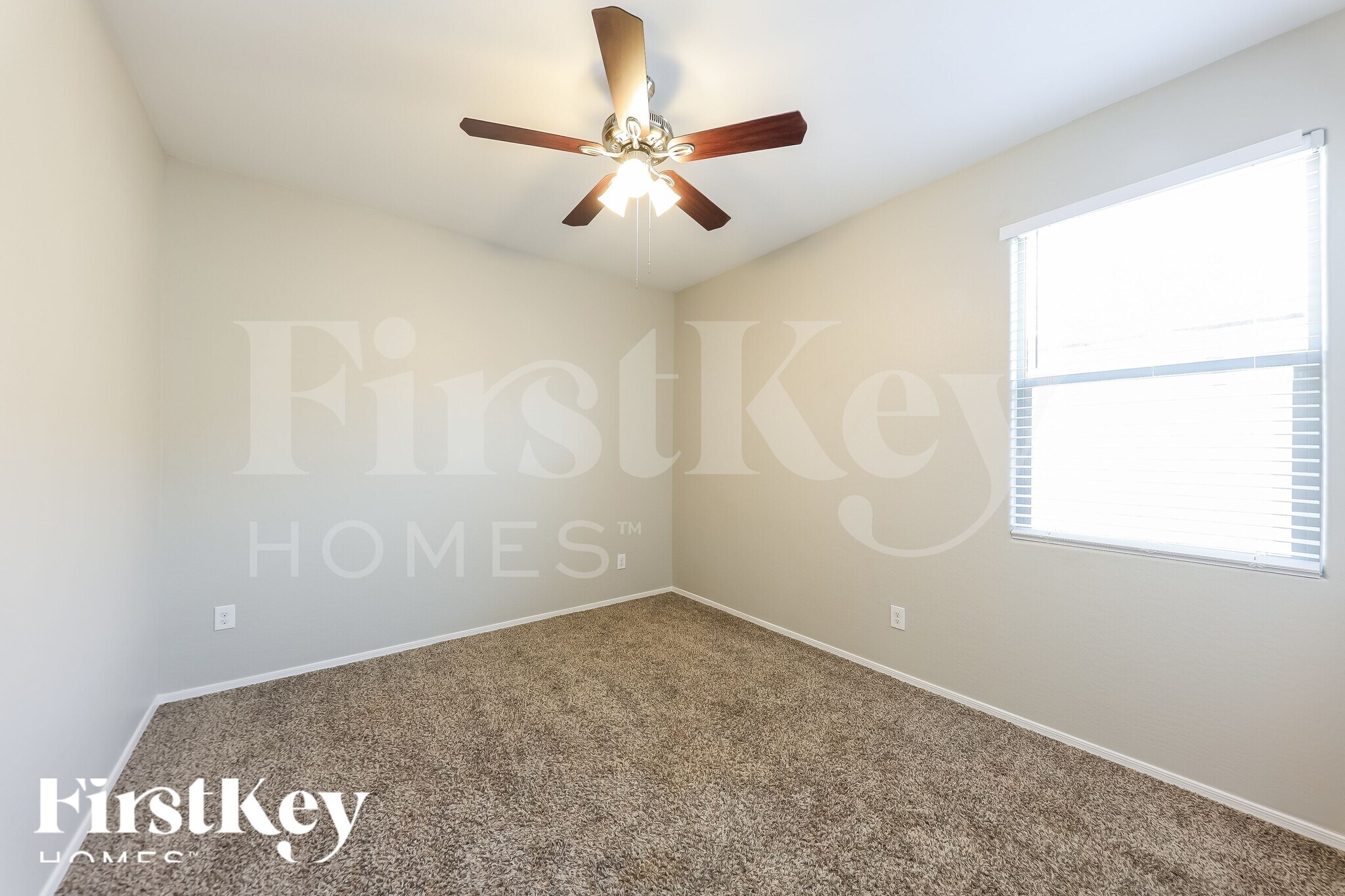 Building Photo - 4936 S 238th Ln