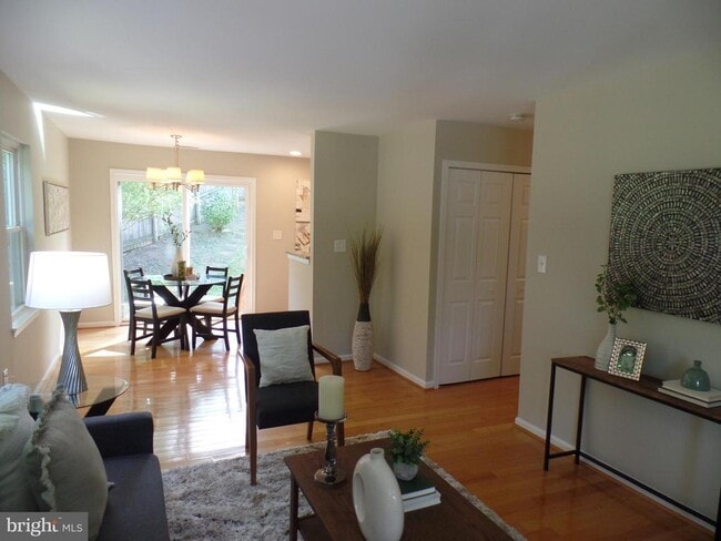 Building Photo - 2018 Griffith Rd