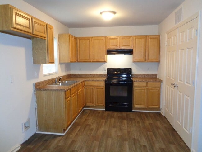 Building Photo - One Level House for Rent-Clemmonsville Rd....