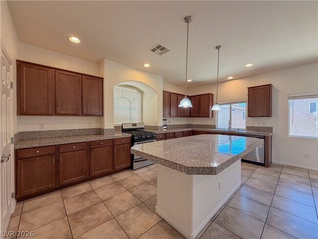 Building Photo - 6817 Cavatina Ave