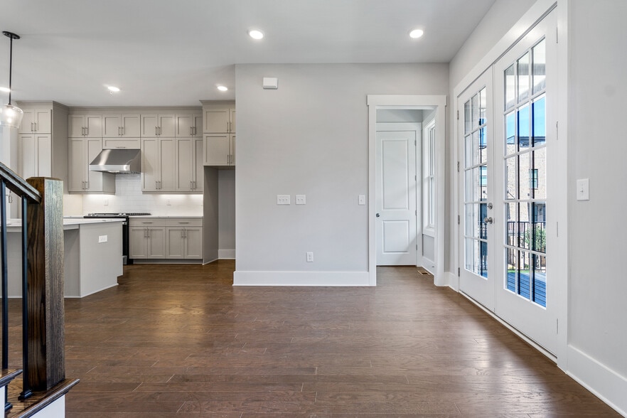 Building Photo - 1028 Robert Smalls Way