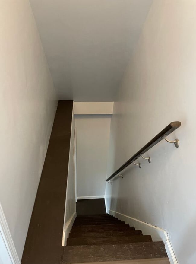 Building Photo - 3933 E Grant St