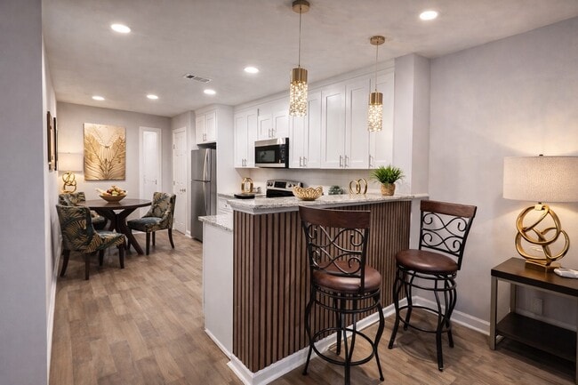 Building Photo - 6476 Voyles Dr