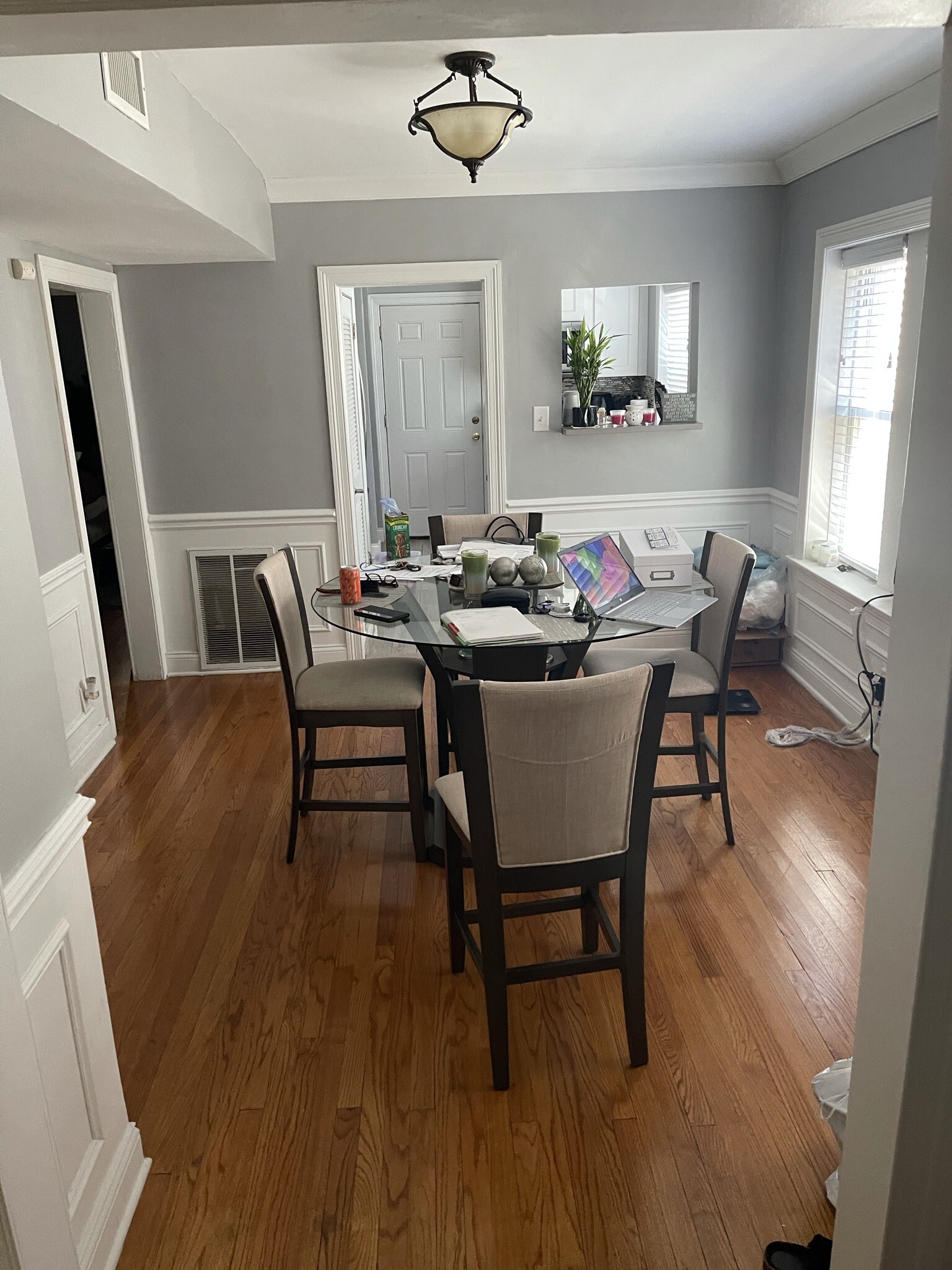 Spacious dinning - 1748 E 84th Pl