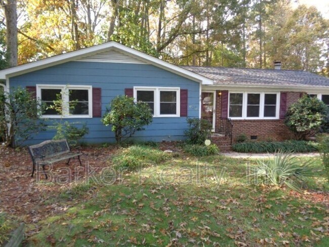 Primary Photo - 309 White Oak Dr