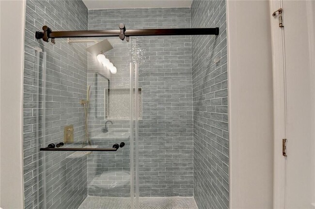 Building Photo - 4032 Ridge Grove Way