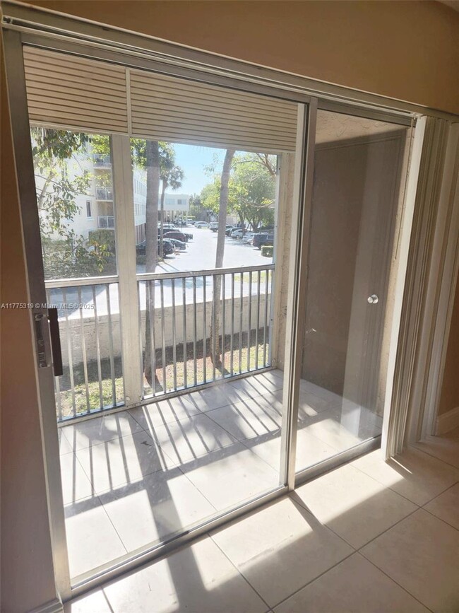 Building Photo - 8750 Royal Palm Blvd