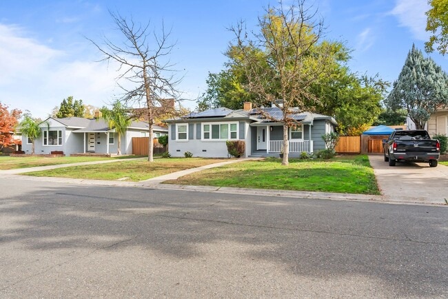 Building Photo - Charming 3-Bedroom Bungalow with Solar and 2-Car Garage