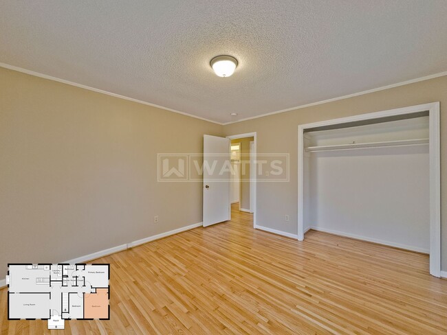 Building Photo - Excellent 4 Bedroom House in Bluff Park Community