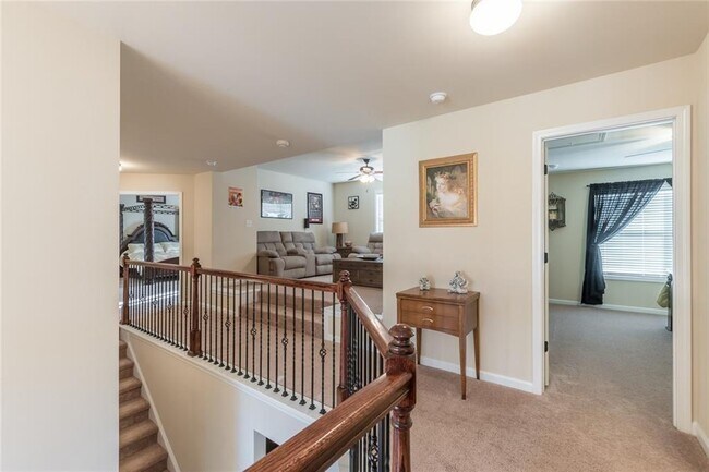 Building Photo - 4850 Haysboro Way