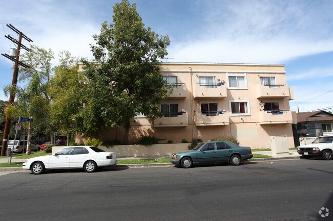 Building Photo - 7004 Jordan Ave