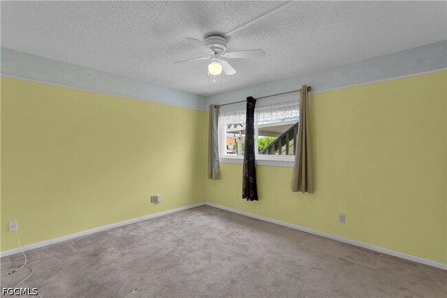 Building Photo - 1409 SE 46th Ln