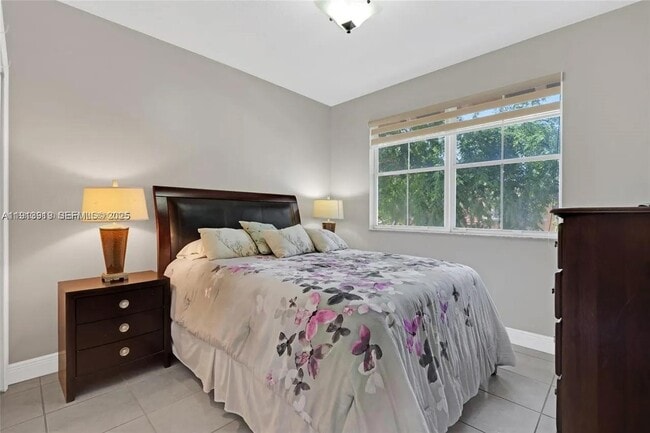 Building Photo - 8422 NW 140th Terrace