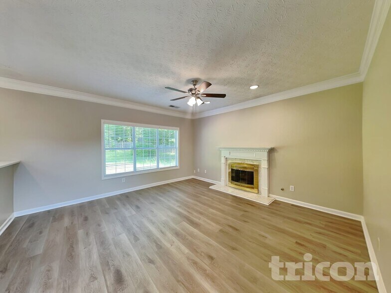 Building Photo - 1728 Brandon Lee Way SW