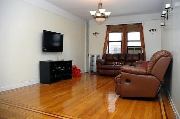 Building Photo - 504 Grand St