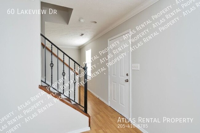 Building Photo - 60 Lakeview Dr