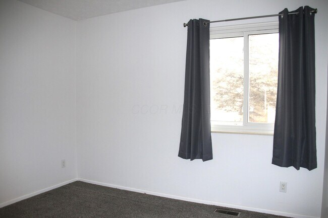 Building Photo - 3159 Alderridge Ct