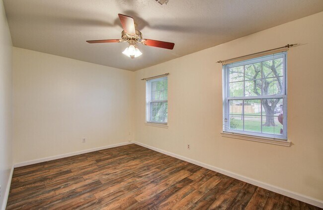 Building Photo - 6030 Willowbend Blvd