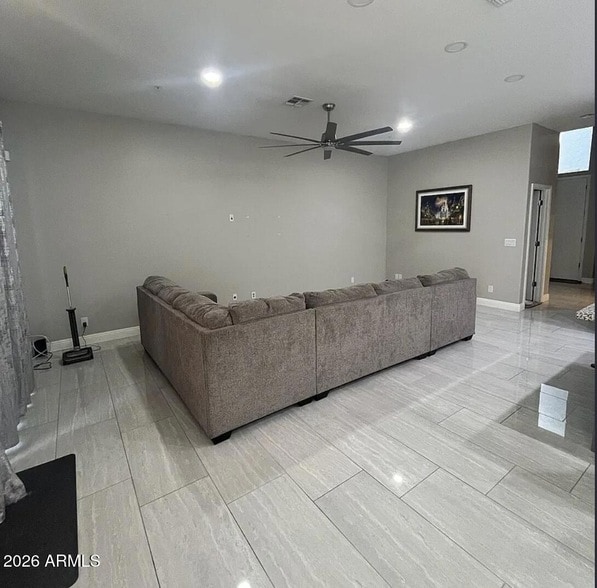 Building Photo - 1442 W Coral Reef Dr